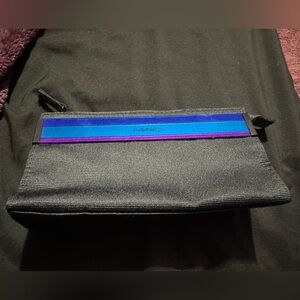 Cosmetic bag